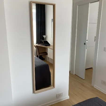 Interno 10 Apartamento *